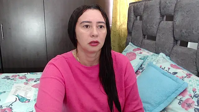 sara hott 1 online show from 16, 6, 2026