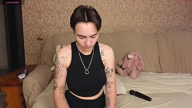twobabesweet online show from 11, 6, 2026