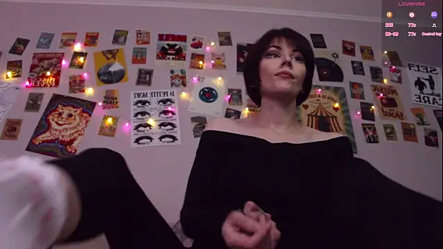 Luna Blake online show from 18, 6, 2026