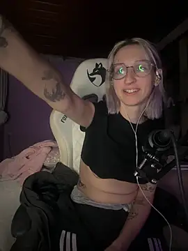 bunnydark00 online show from 23, 5, 2026