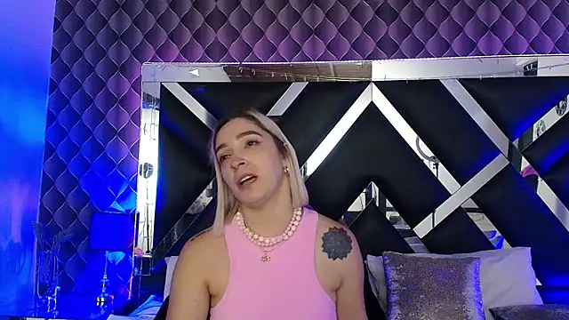 victoriaa lee  online show from 5, 6, 2026