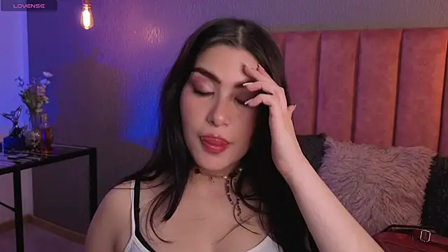 Alexa Thaylor  online show from 18, 5, 2026