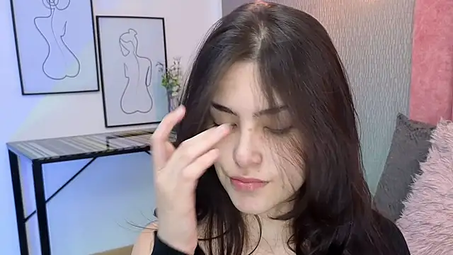 Alexa Thaylor  online show from 20, 6, 2026