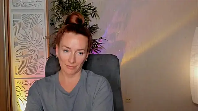 RebeccaMartinez online show from 22, 5, 2026