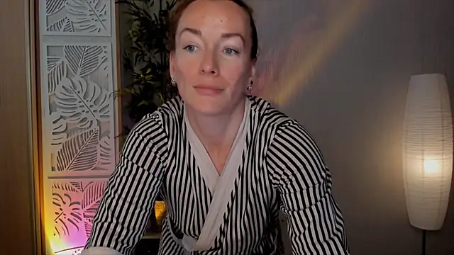 RebeccaMartinez online show from 3, 6, 2026