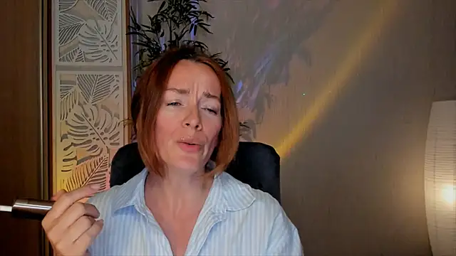 RebeccaMartinez online show from 18, 6, 2026