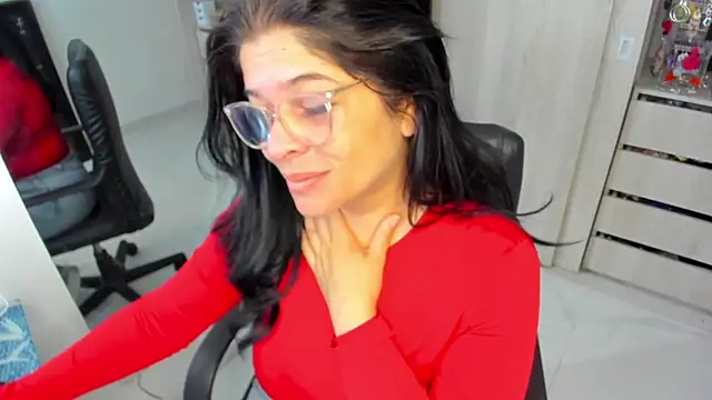 BellaFlaming online show from 18, 6, 2026