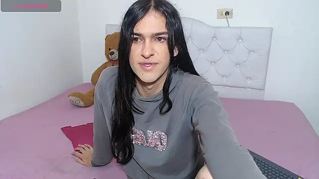 sweet1Girl online show from 17, 6, 2026