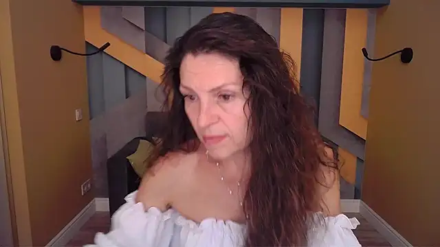 EllaLong online show from 23, 6, 2026
