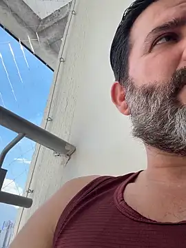 Snapshot of Maxi_TheBigDaddy chatting on 2, 6, 2026 Maxi TheBigDaddy online show from 2, 6, 2026