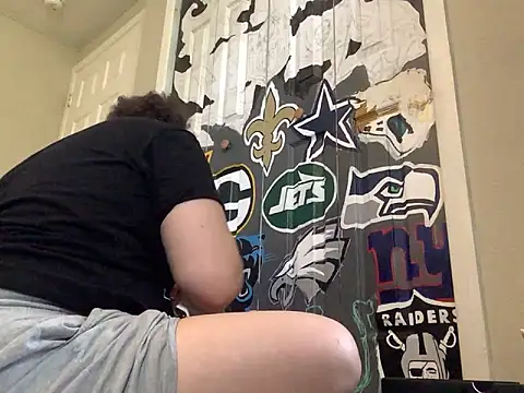 Snapshot of QueenNuttCollector chatting on 13, 5, 2026 QueenNuttCollector online show from 13, 5, 2026