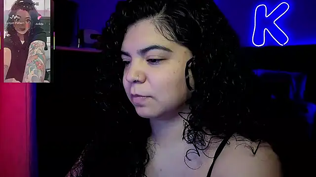 kimmiakiss22 online show from 19, 5, 2026
