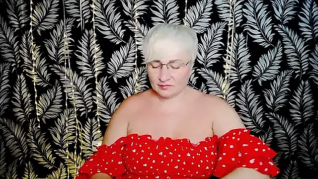 Olivia playful online show from 12, 6, 2026