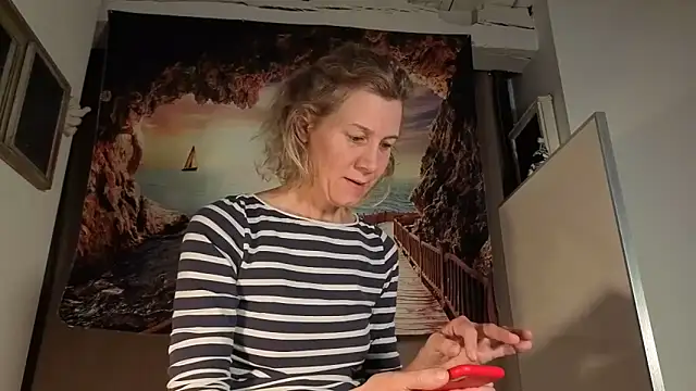 Lola Belgium online show from 4, 6, 2026