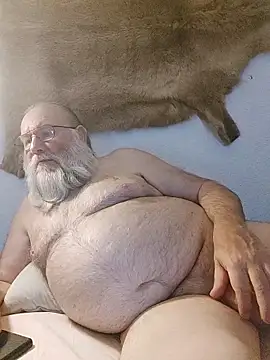 Snapshot of SexySantaC chatting on 17, 5, 2026 SexySantaC online show from 17, 5, 2026