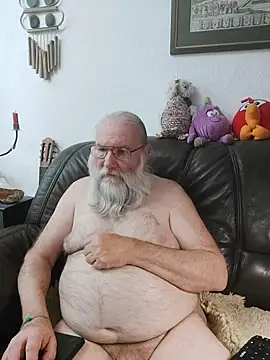 Snapshot of SexySantaC chatting on 20, 5, 2026 SexySantaC online show from 20, 5, 2026