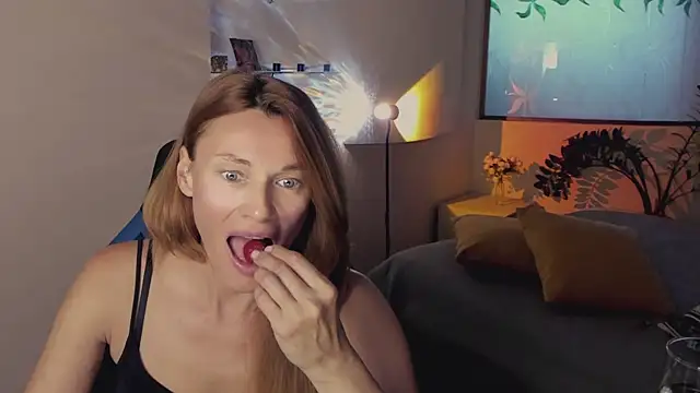 MistyBarnes online show from 14, 6, 2026