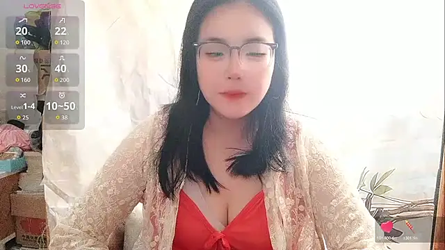 Snapshot of Vivianangn-e chatting on 27, 4, 2026 Vivianangn-e online show from 27, 4, 2026