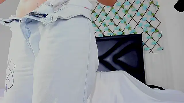 EmmaWilliamss online show from 25, 5, 2026