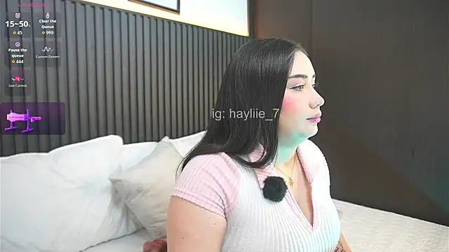 haylie  online show from 14, 6, 2026