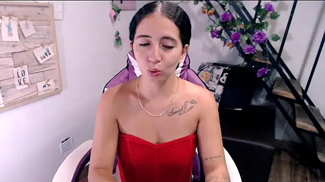 samantha baby  online show from 19, 6, 2026