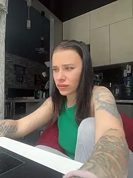 Queen of pain online show from 13, 6, 2026