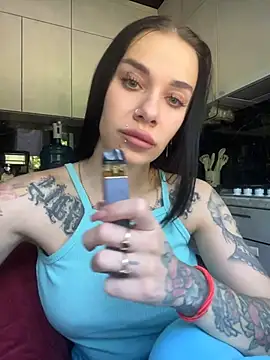 Queen of pain online show from 22, 6, 2026