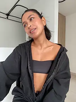 Snapshot of AnaRoxane_ chatting on 24, 1, 2025 AnaRoxane online show from 24, 1, 2025