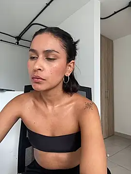 Snapshot of AnaRoxane_ chatting on 24, 1, 2025 AnaRoxane online show from 24, 1, 2025