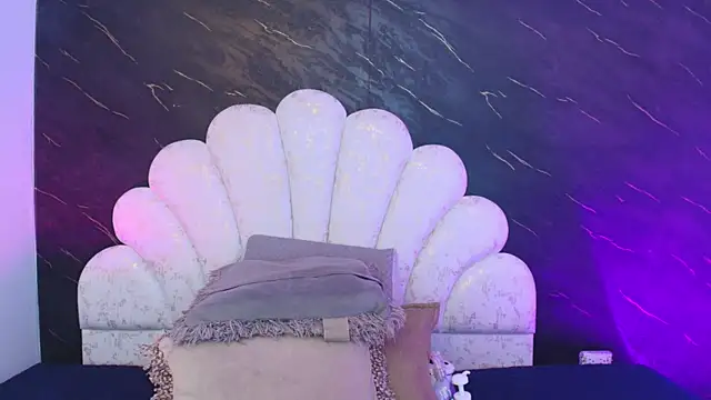 MiaBrown  online show from 12, 6, 2026