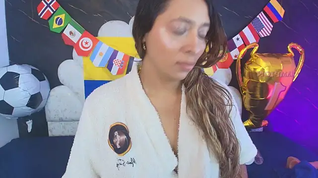  MiaBrown  online show from 24, 6, 2026