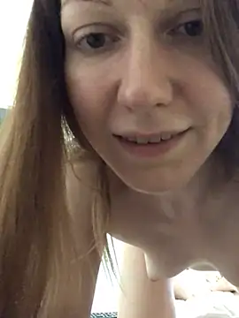  Sweet Love  online show from 22, 6, 2026