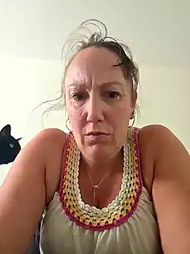 Wisie Cutie online show from 4, 6, 2026