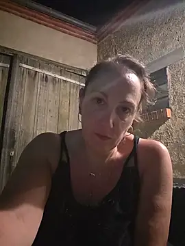 Wisie Cutie online show from 15, 6, 2026
