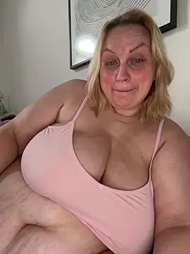 BBW Nora online show from 17, 6, 2026