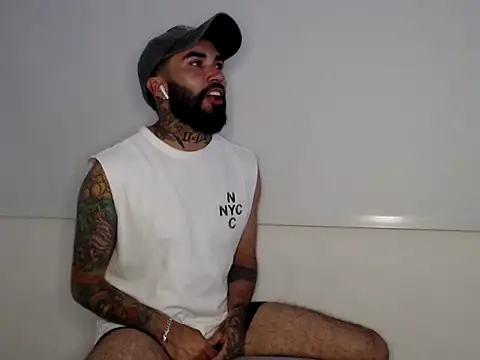 Snapshot of transgenderboy chatting on 30, 5, 2026 transgenderboy online show from 30, 5, 2026