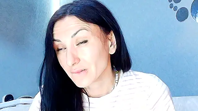Snapshot of Siaconna chatting on 4, 6, 2026 Siaconna online show from 4, 6, 2026