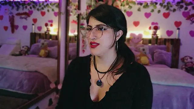 Snapshot of azahar__ziiz chatting on 5, 6, 2026 azahar ziiz online show from 5, 6, 2026