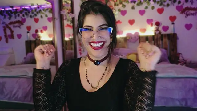Snapshot of azahar__ziiz chatting on 11, 6, 2026 azahar ziiz online show from 11, 6, 2026