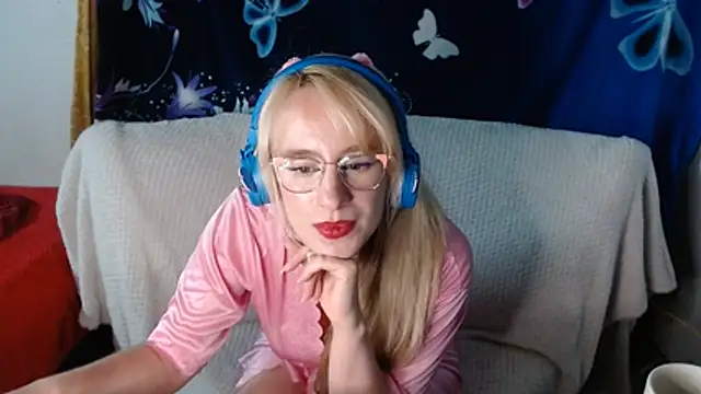 69liamilk69 online show from 25, 6, 2026