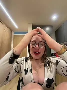 Snapshot of Zoe_olsen chatting on 27, 6, 2026 Zoe olsen online show from 27, 6, 2026