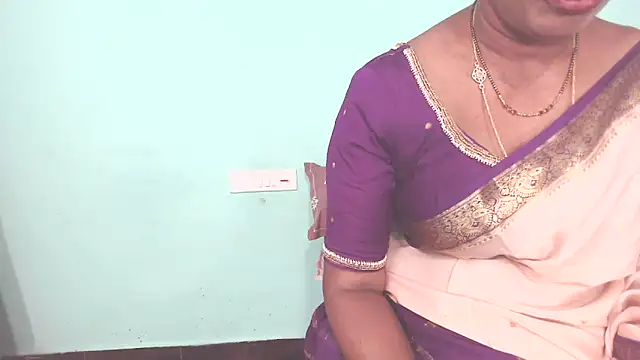 Snapshot of shrutitelugu69 chatting on 21, 6, 2026 shrutitelugu69 online show from 21, 6, 2026
