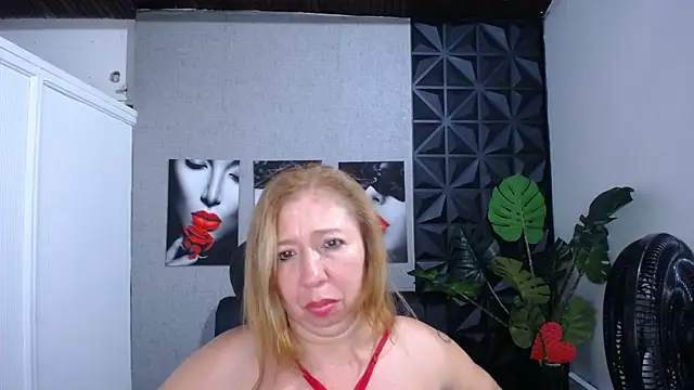 Valentinaa mature online show from 6, 6, 2026