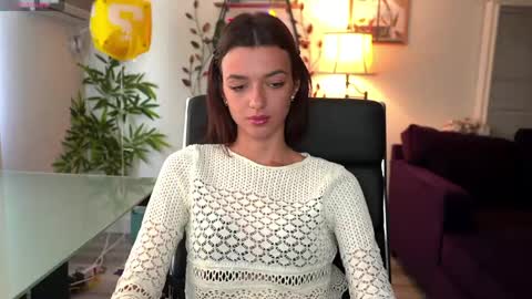 Olivia online show from 8, 5, 2026