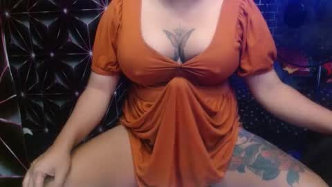  i am trixie im Your Selfsucking Mistress  online show from 23, 2, 2026