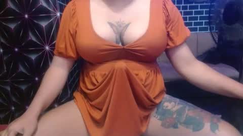  i am trixie im Your Selfsucking Mistress  online show from 23, 3, 2026