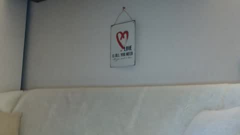 Snapshot of 12ennie chatting on 19, 9, 2025 12ennie online show from 19, 9, 2025