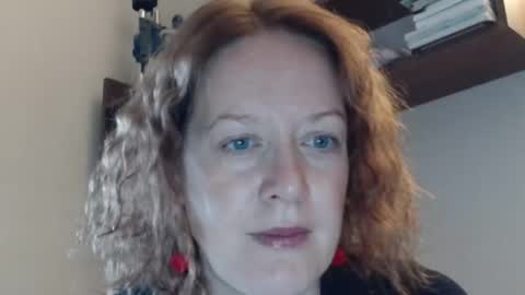 Snapshot of 12ennie chatting on 14, 10, 2025 12ennie online show from 14, 10, 2025