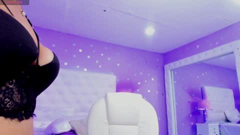 Scarlette  online show from 10, 1, 2025