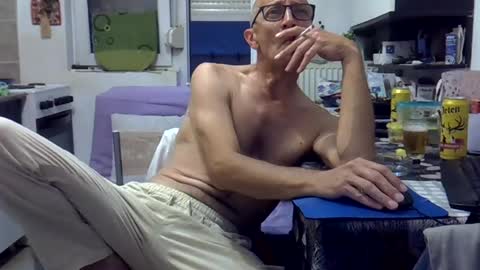 Snapshot of 1973man chatting on 22, 6, 2026 1973man online show from 22, 6, 2026